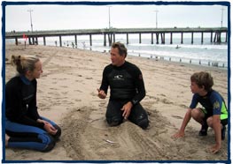 Surf lesson at Venice Beach, Los Angeles, California. Surfing L.A. Surf School, the best way to learn how to surf in Los Angeles.